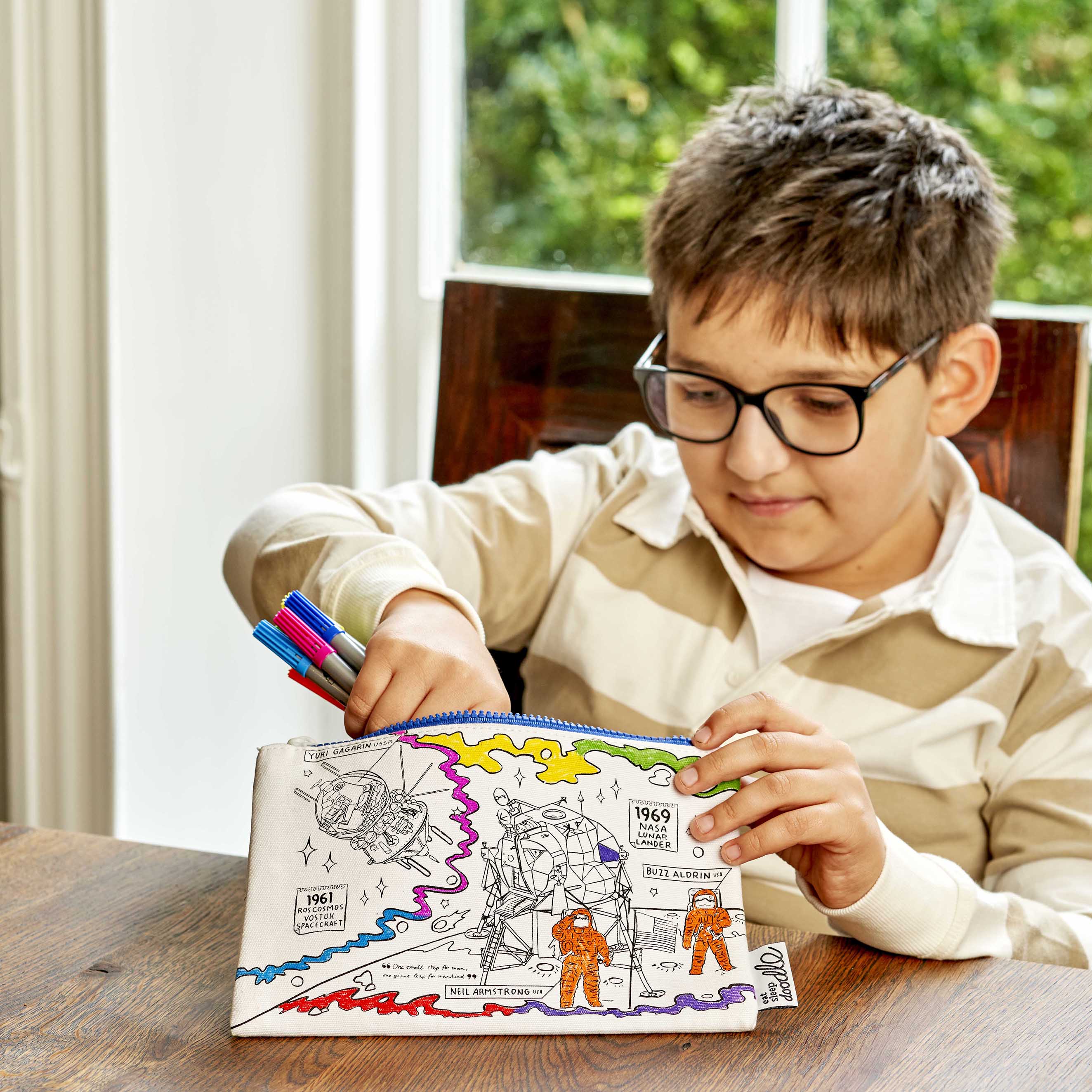 space coloring sheet Holiday gift sets